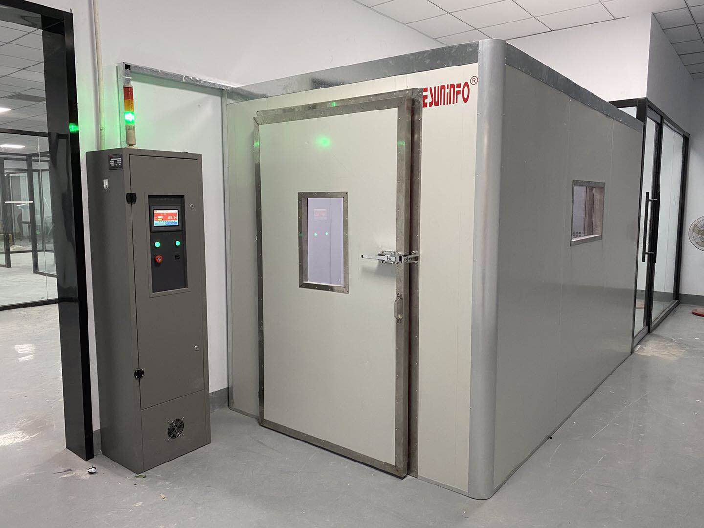 1646322993168464.jpg 老化房1.jpg